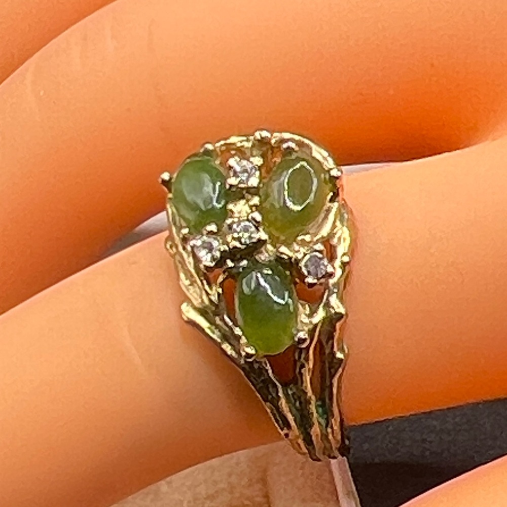 Vintage Uncas Green Gemstone Ring, 7